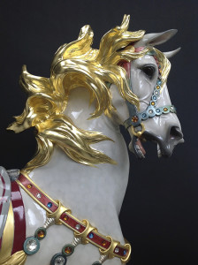 KT-2015-12-Lise-carousel-horse